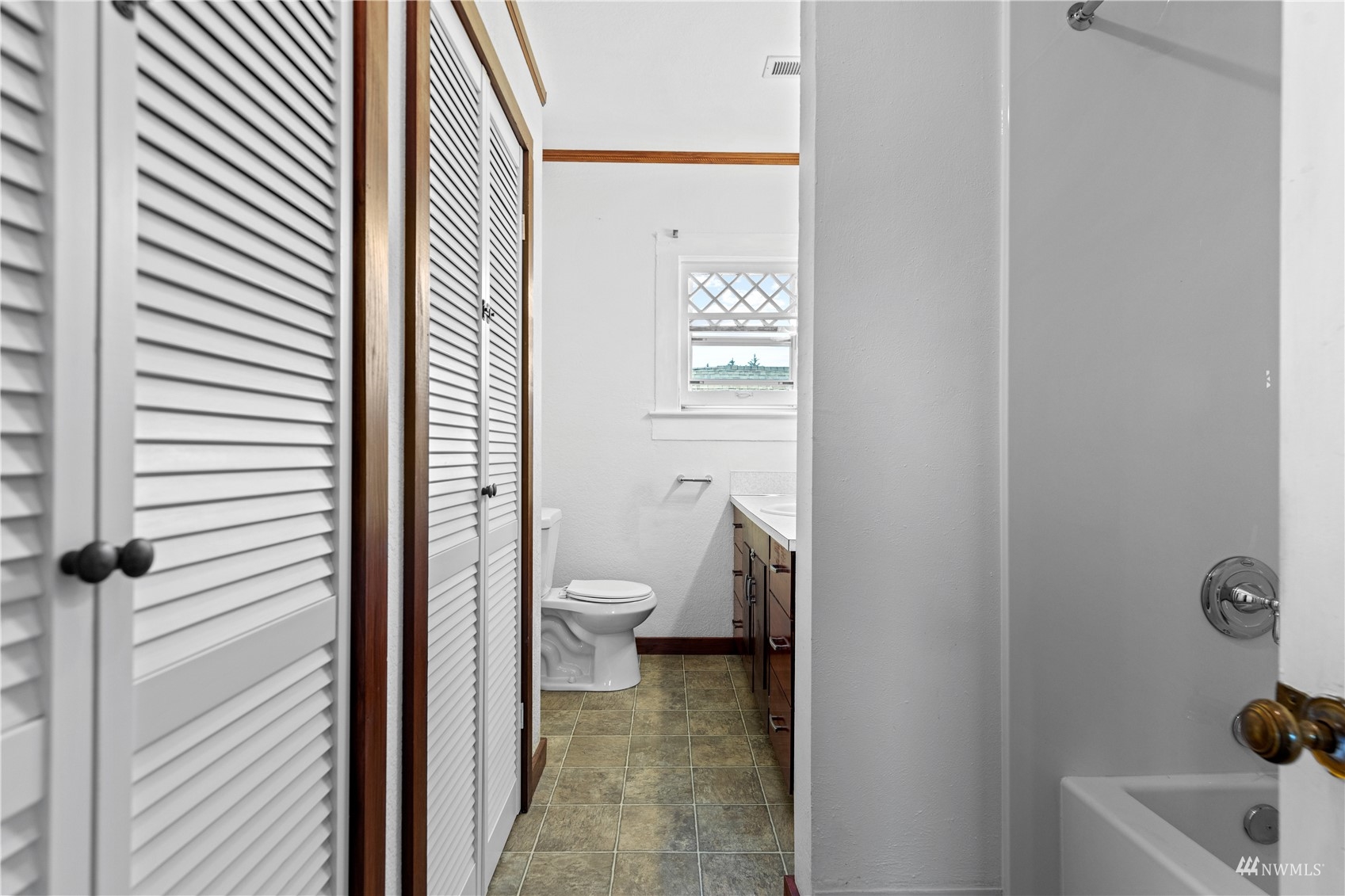 716 4th Street Cosmopolis, WA 98537 - Photo 7 of 22 Gallery Image 7