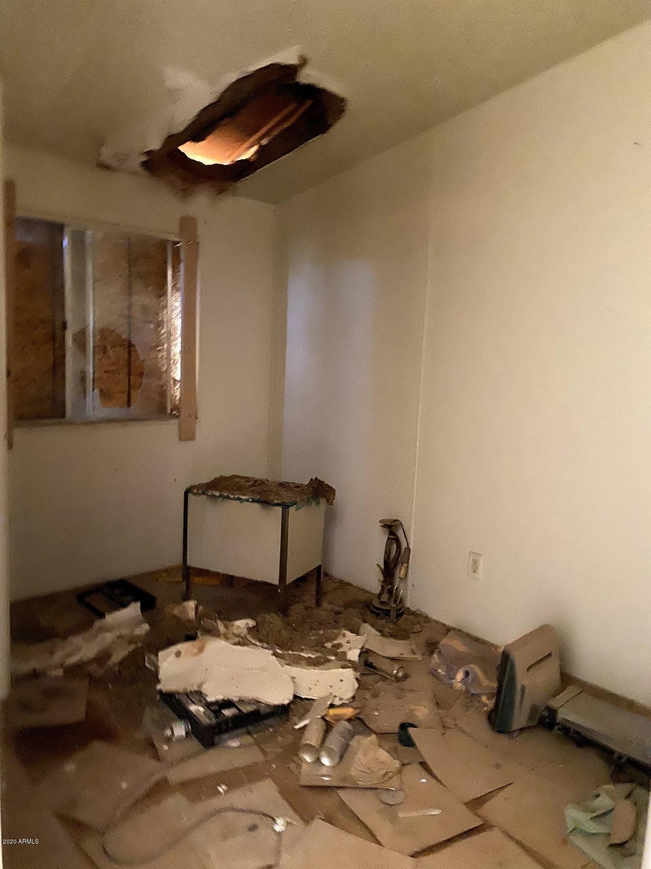 11337 Coloma Road Arizona City, AZ 85123 - Photo 7 of 13 Bedroom 2