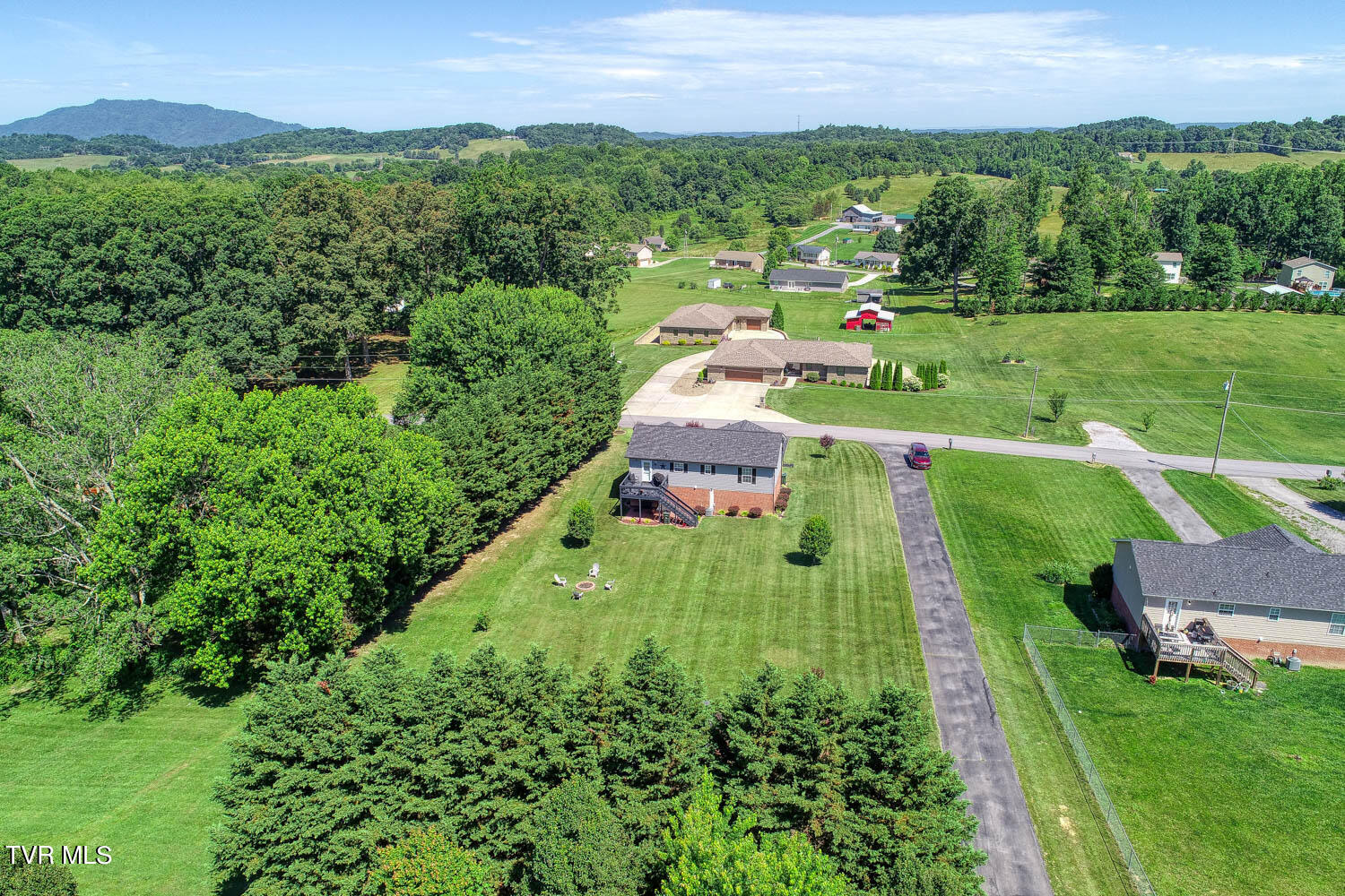 129 Townsend Road Fall Branch, TN 37656 - Photo 24 of 77 BG. 129 Townsend. Fall B MLSa (24 of 38