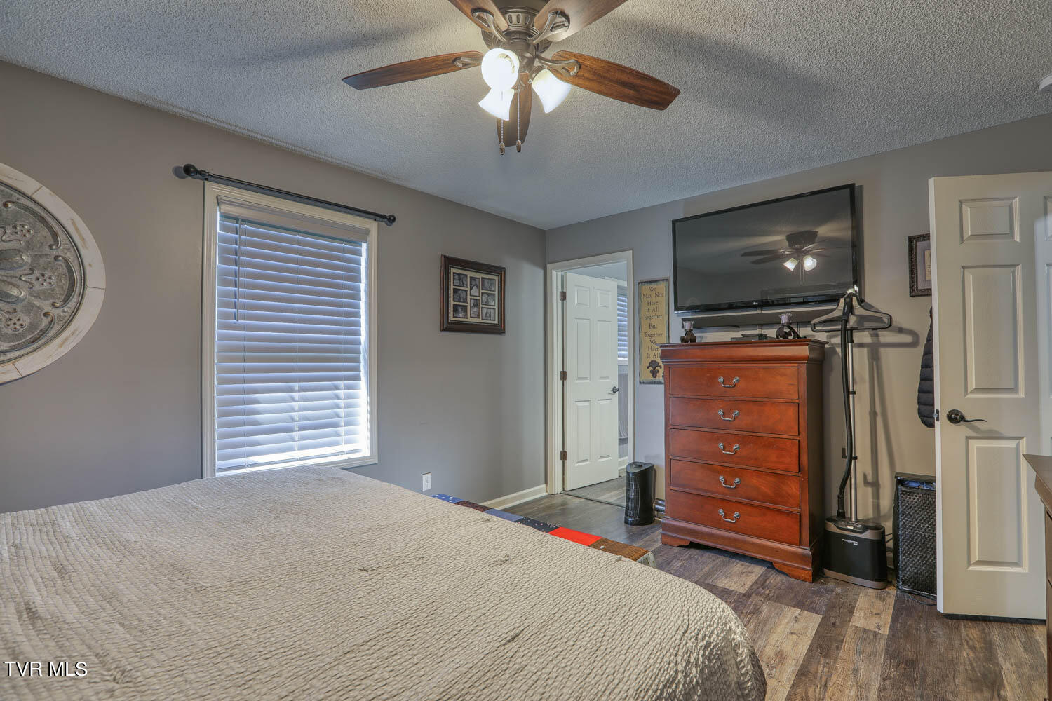 129 Townsend Road Fall Branch, TN 37656 - Photo 50 of 77 Primary bedroom.