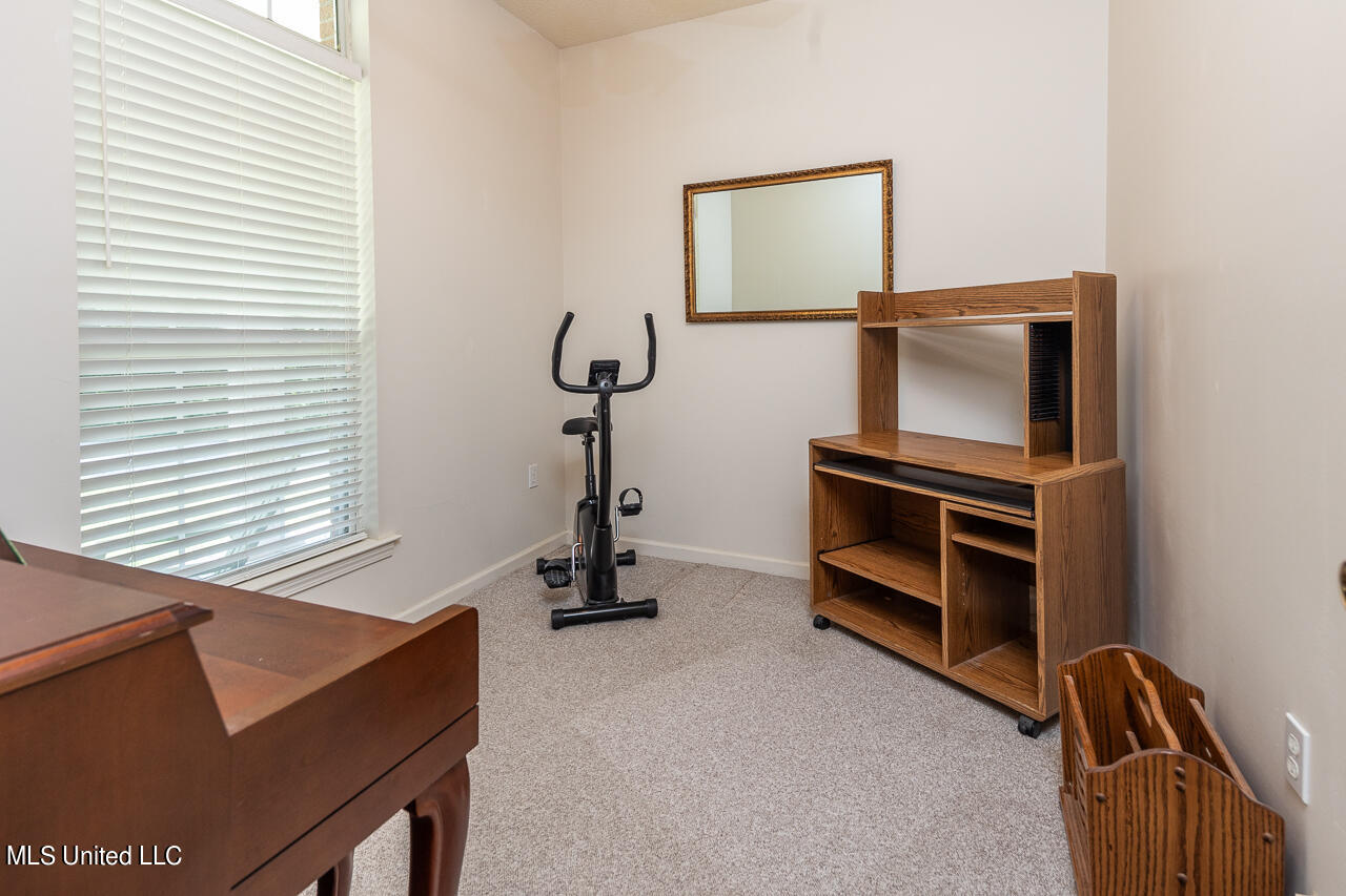 673 Lee Road Byhalia, MS 38611 - Photo 13 of 32 673LeeRd-23-14