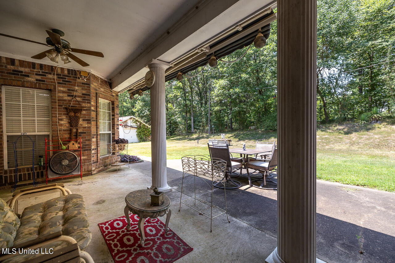 673 Lee Road Byhalia, MS 38611 - Photo 24 of 32 673LeeRd-32-21