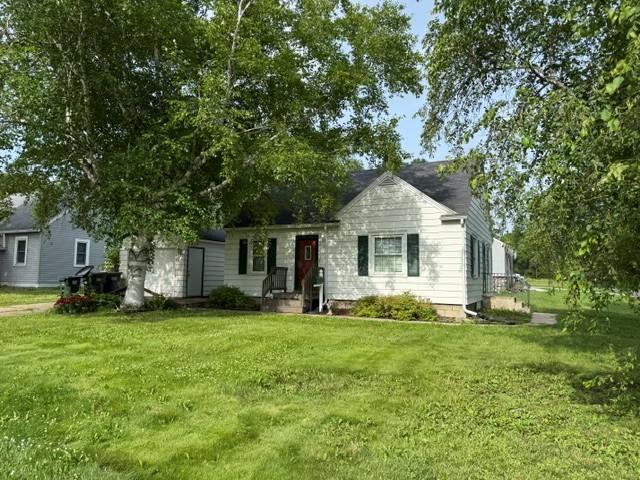 24 Lynn Road Southwest Hutchinson, MN 55350 - Photo 1 of 1 Gallery Image 1