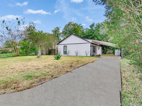 $1,499 | 4418 Dacca Drive, Houston, TX 77047