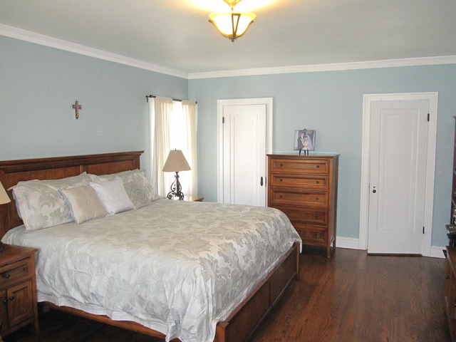 247 Bartram Road Riverside, IL 60546 - Photo 17 of 25