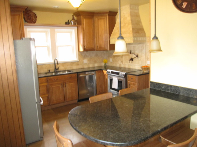 247 Bartram Road Riverside, IL 60546 - Photo 8 of 25