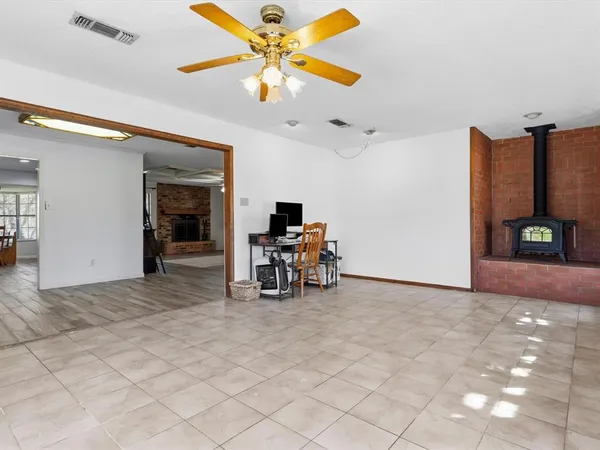 $499,900 | 408 Canyon Trail Road, Weatherford, TX 76087