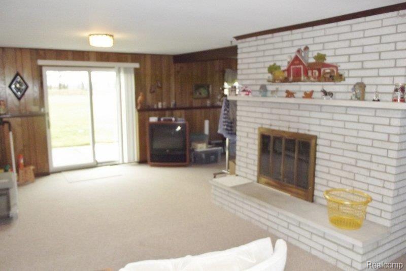 5301 Preston Road Howell, MI 48855 - Photo 9 of 11 DSCF1654 (800x534).jpg