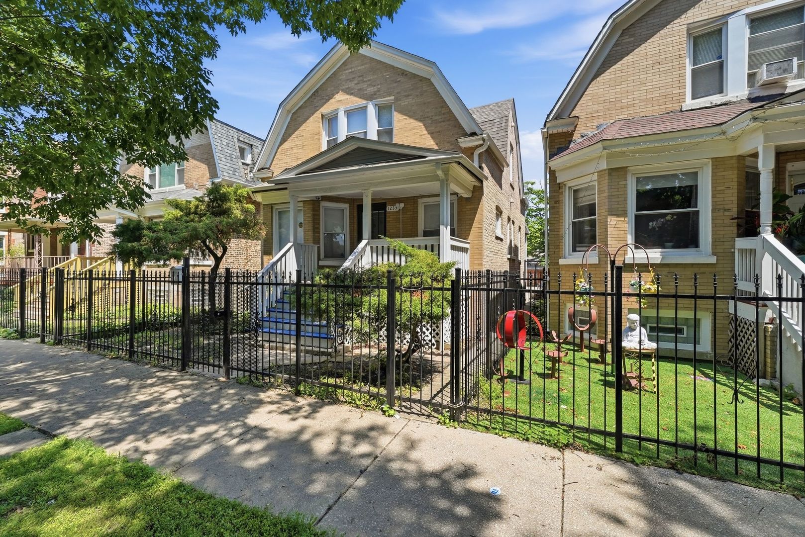 1235 North Harding Avenue Chicago, IL 60651 - Photo 1 of 38