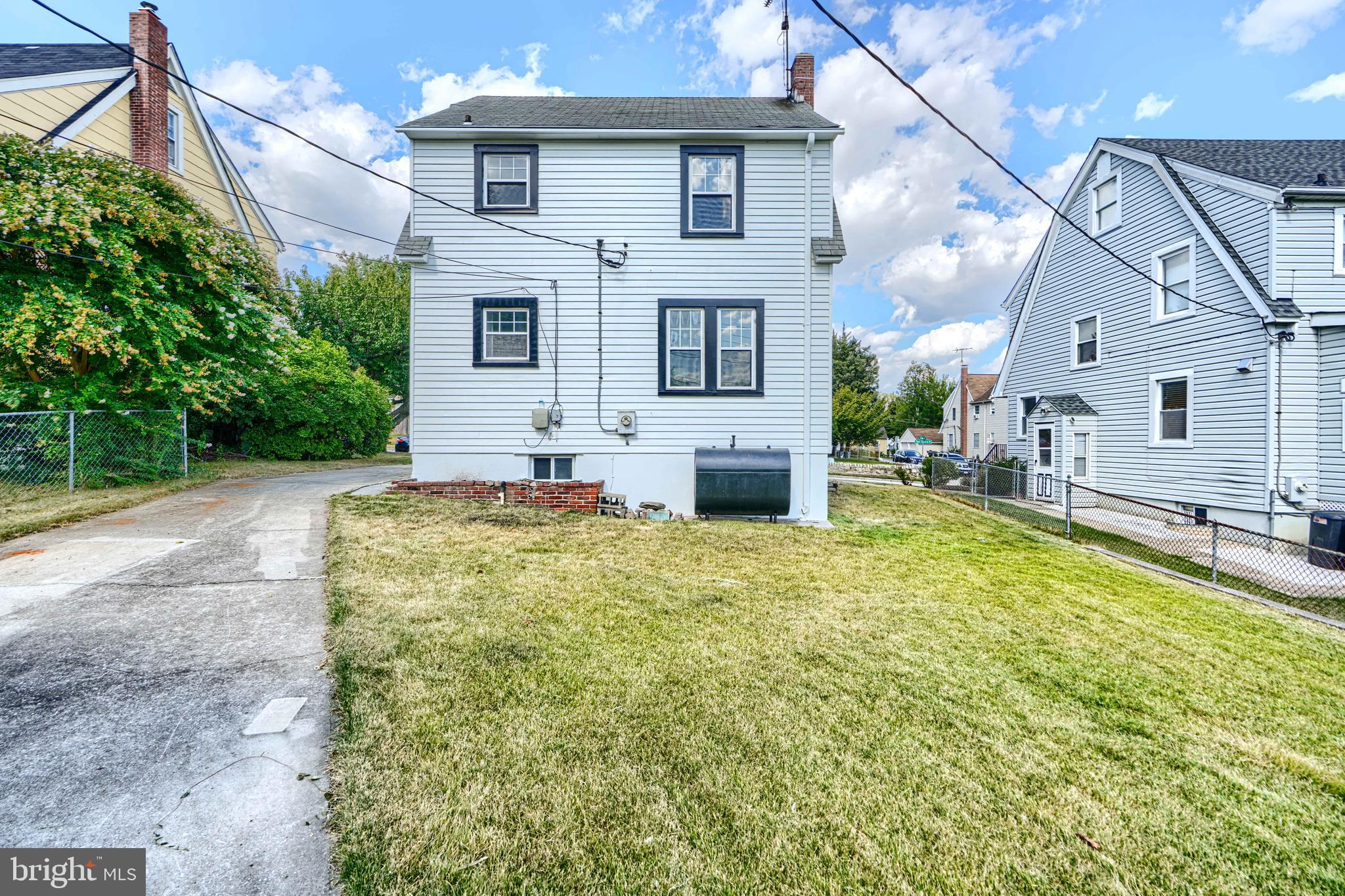 1226-10 Ten Oaks Road Baltimore, MD 21227 - Photo 5 of 49