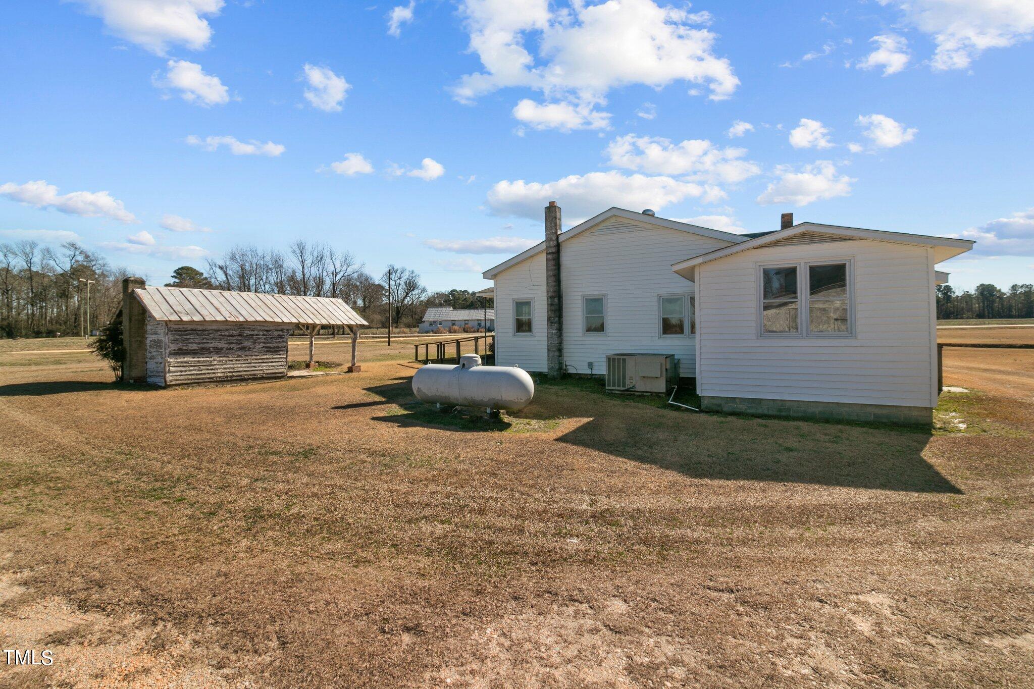 7961 Keener Road Clinton, NC 28328 - Photo 29 of 32 88-web-or-mls-IMG_7260