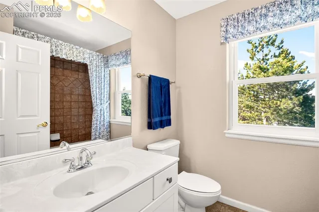 $1,050,000 | 11170 Grizzly Lane, Peyton, CO 80831