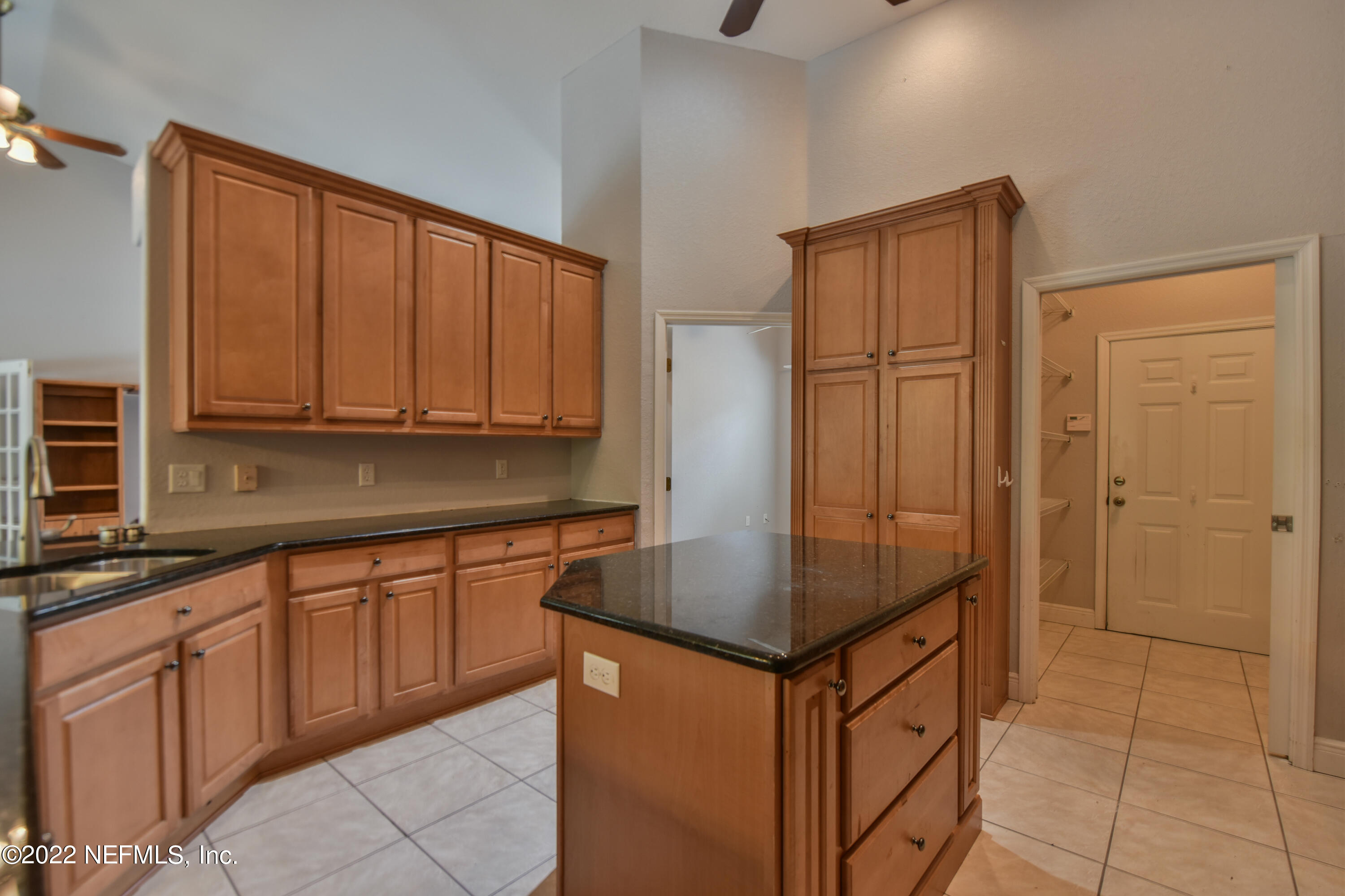 12995 Southwest 52nd Lane Road Ocala, FL 34481 - Photo 19 of 55 Kitchen