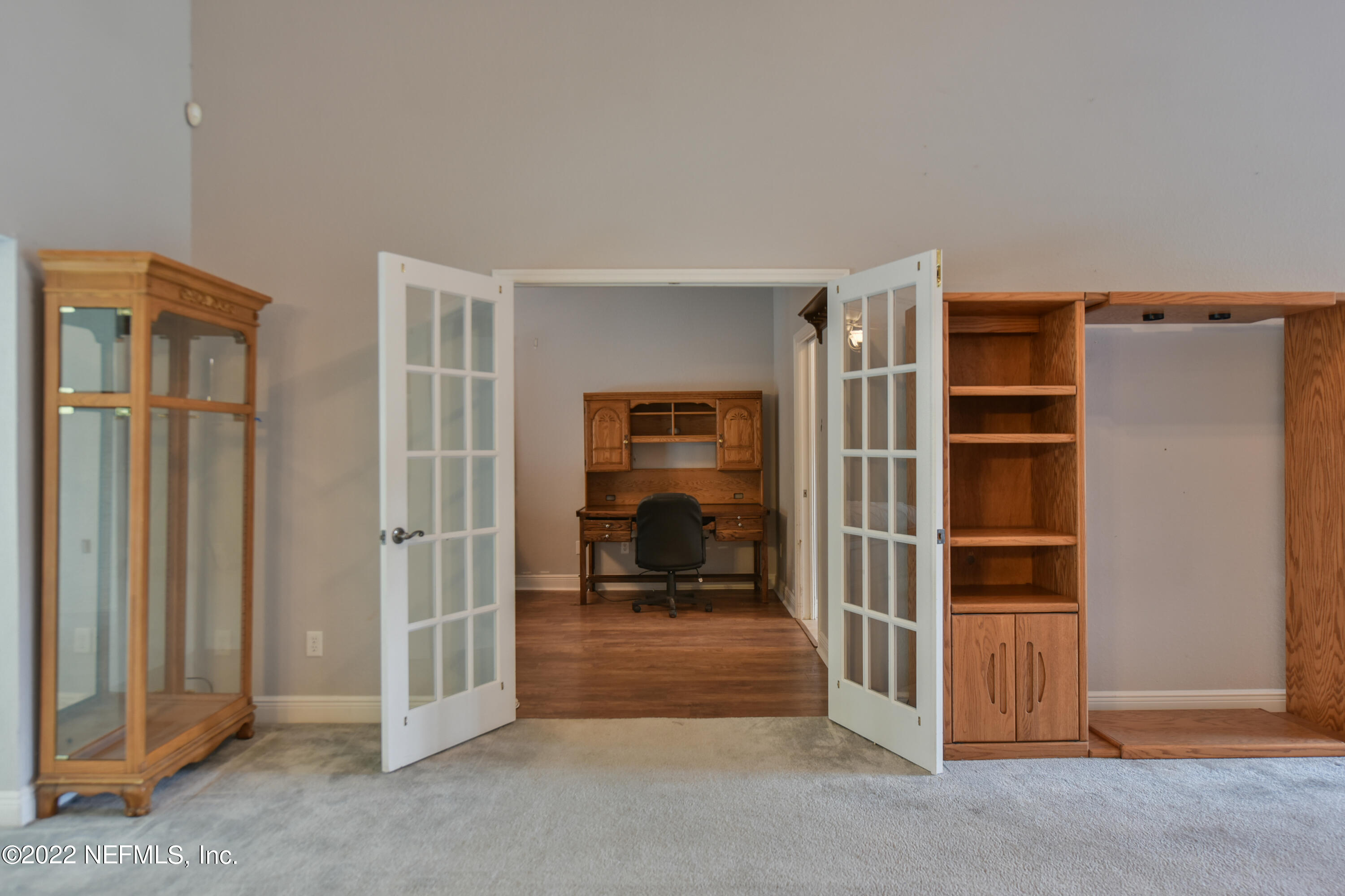 12995 Southwest 52nd Lane Road Ocala, FL 34481 - Photo 25 of 55 Master Entry