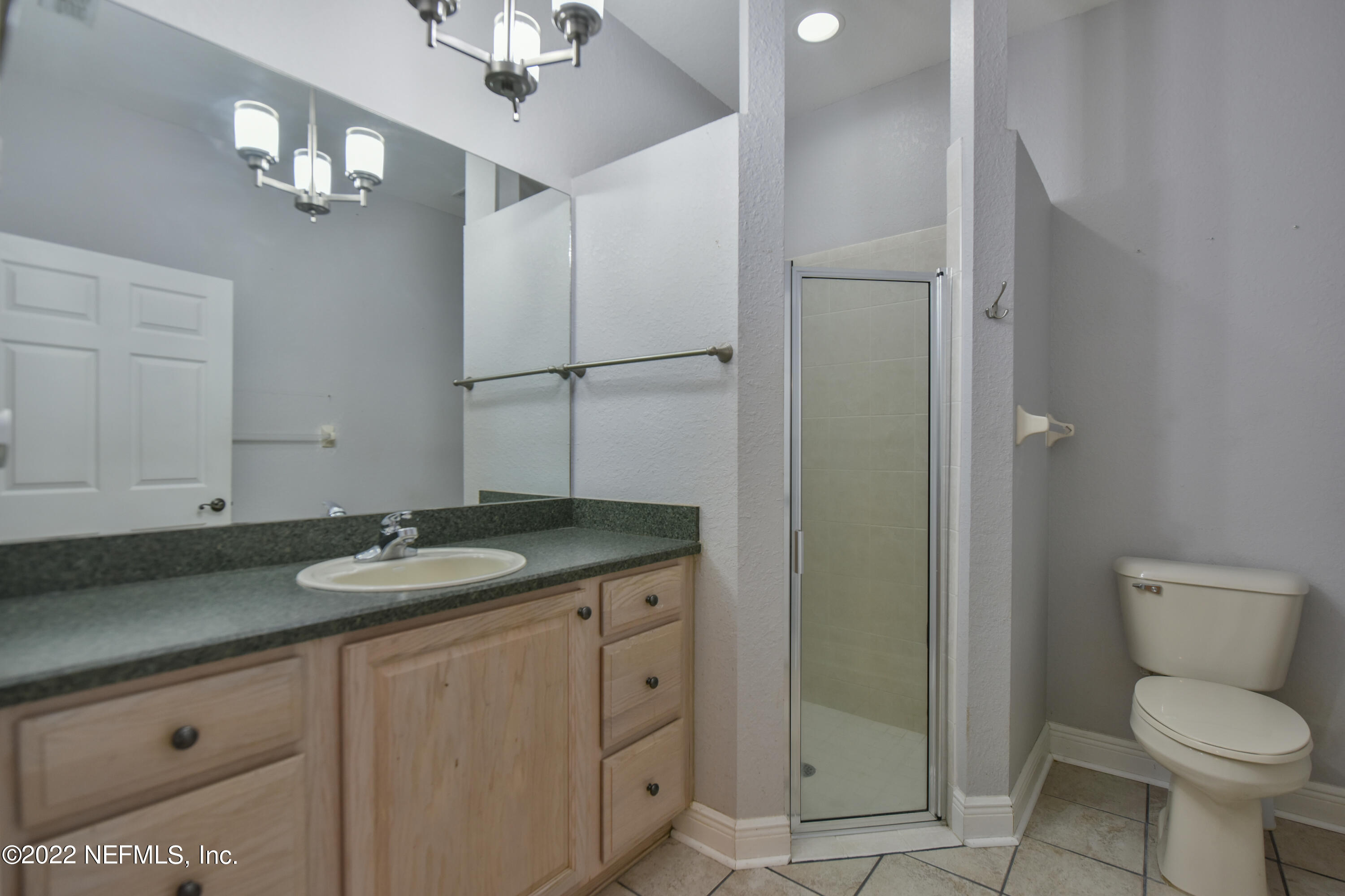 12995 Southwest 52nd Lane Road Ocala, FL 34481 - Photo 33 of 55 Bathroom