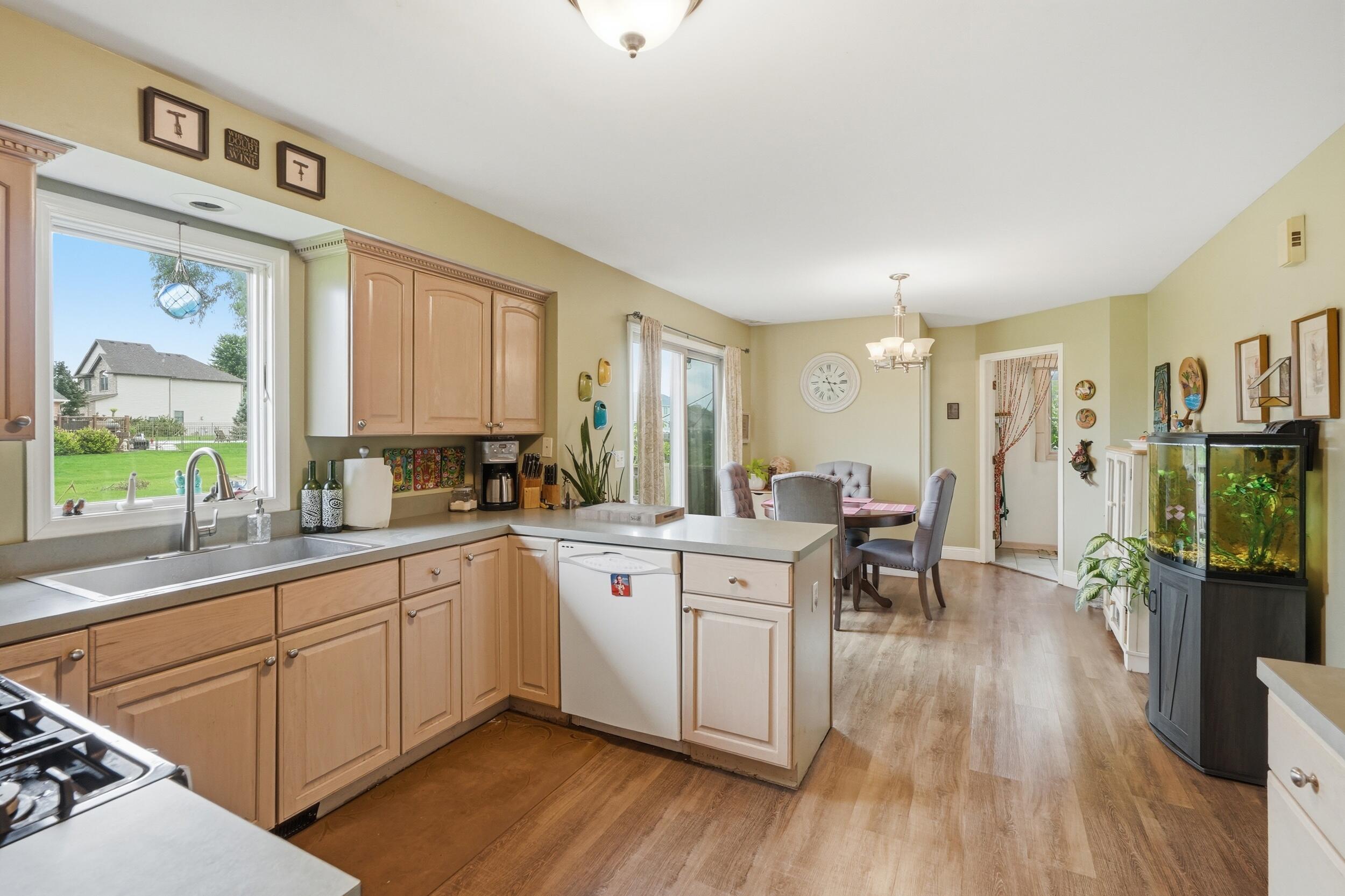 11081 Miami Street Crown Point, IN 46307 - Photo 5 of 23 2500x1666