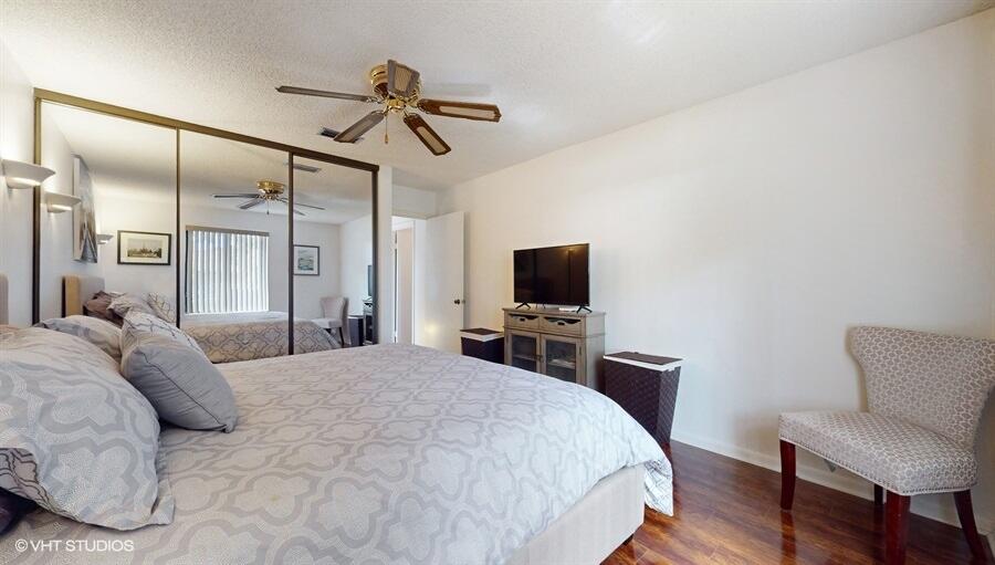 128 Cape Pointe Circle Jupiter, FL 33477 - Photo 27 of 42 27_128CAPEPOINTECIRCLE_2027_LowRes