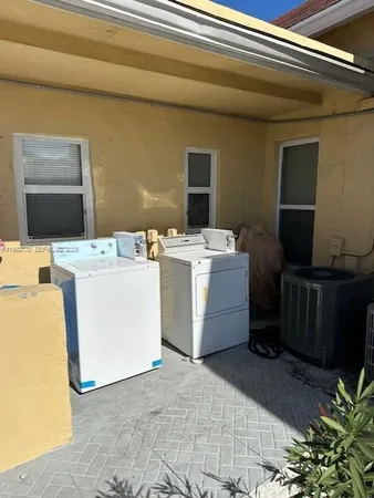 $1,675 | 274 East 9th Street, Unit 4, Hialeah, FL 33010