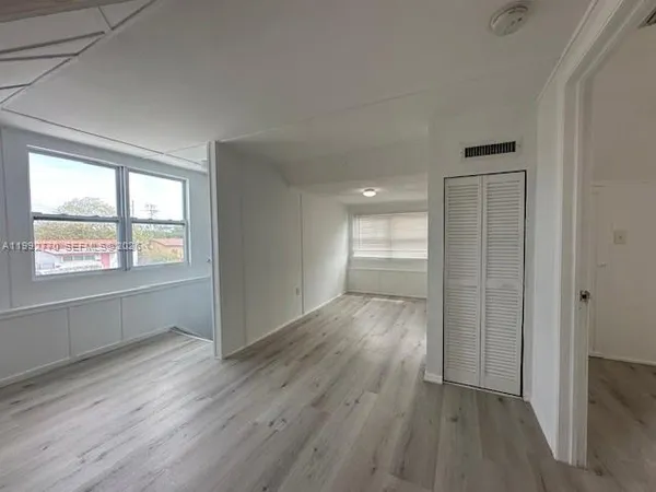 $1,675 | 274 East 9th Street, Unit 4, Hialeah, FL 33010