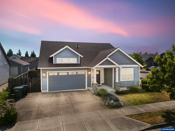 $524,900 | 1293 South 9th Street, Independence, OR 97351