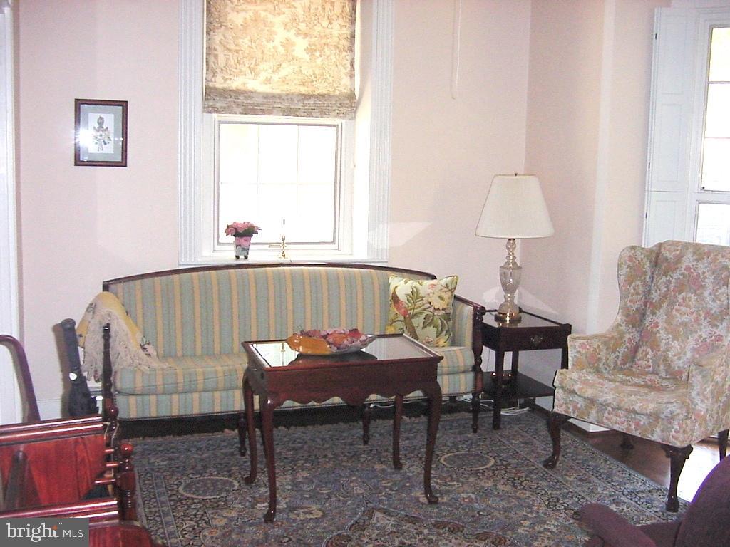 153 East Main Street Lititz, PA 17543 - Photo 6 of 35