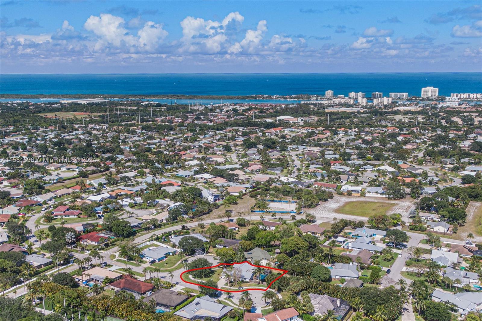138 Buttonwood Way Tequesta, FL 33469 - Photo 27 of 27 a view of a city with ocean