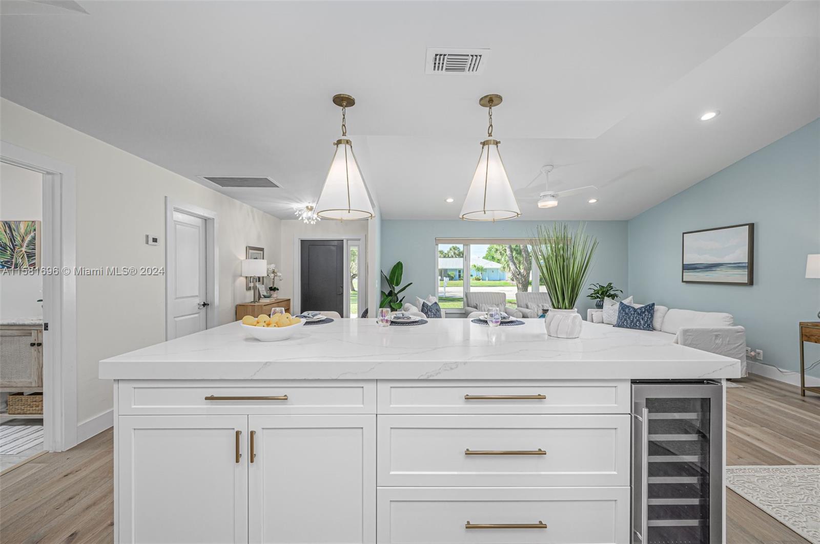 138 Buttonwood Way Tequesta, FL 33469 - Photo 3 of 27 a view of a kitchen counter top space