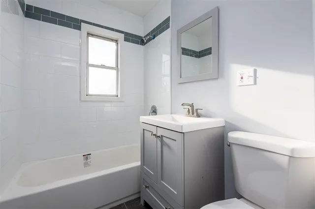 $1,800 | 156 Lower Main Street, Unit 2, Matawan, NJ 07747