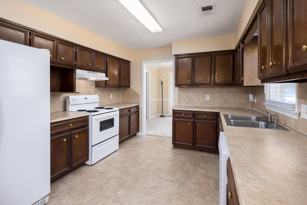 4035 Steam Mill Road Columbus, GA 31907 - Photo 6 of 26 Gallery Image 6