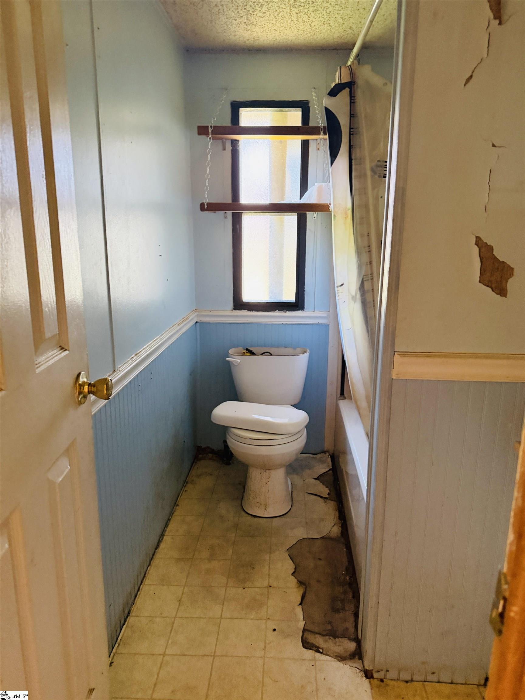 5990 Highway 14 Gray Court, SC 29645 - Photo 10 of 14