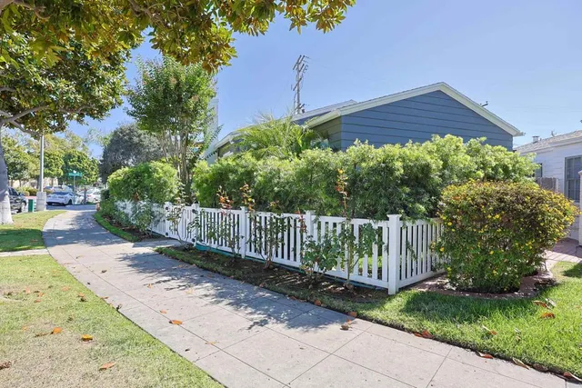 $5,000 | 340 Glorietta Place, Coronado, CA 92118