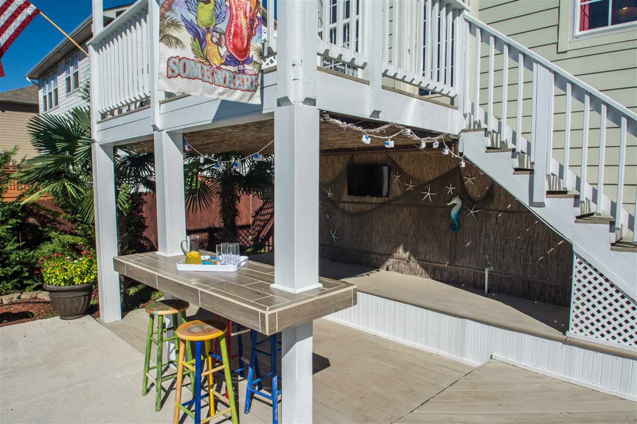 10125 Darling Street Raleigh, NC 27613 - Photo 5 of 25 Outdoor bar