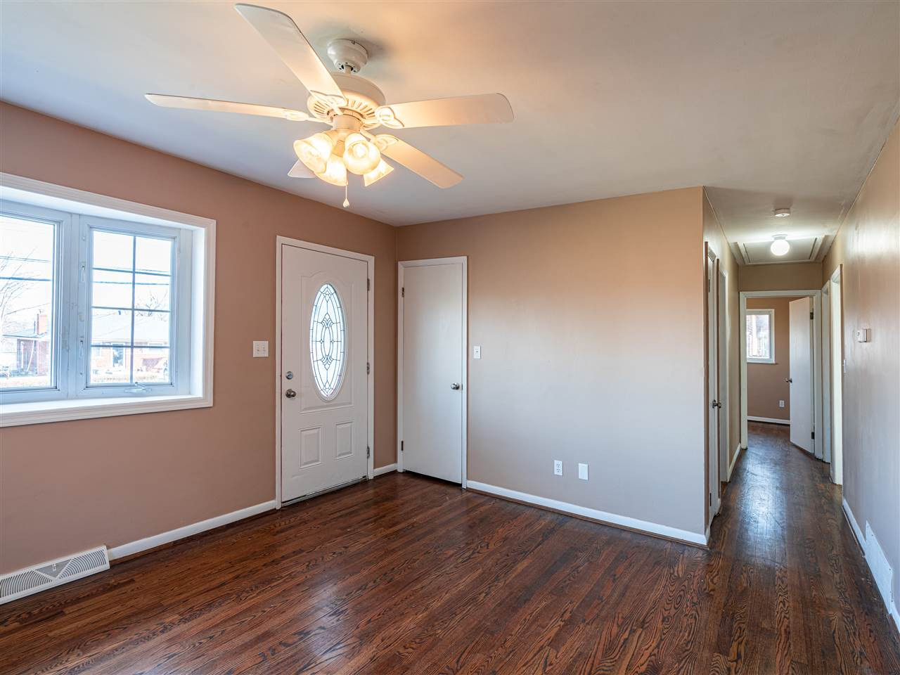 697 Maple Tree Lane Erlanger, KY 41018 - Photo 4 of 39
