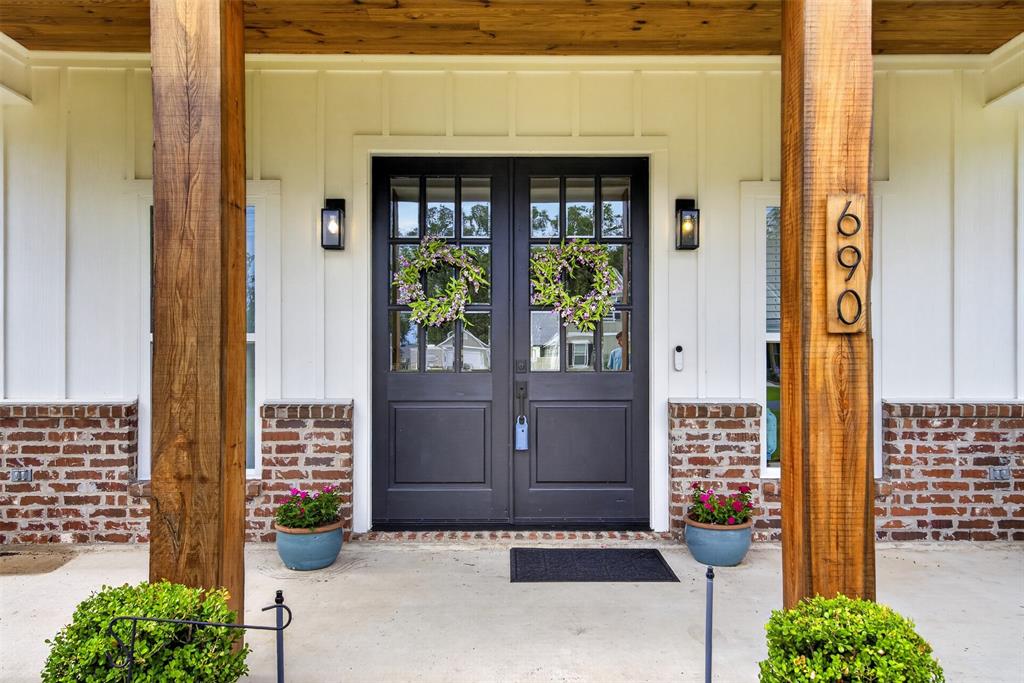 690 Popsi Lane Stonewall, LA 71078 - Photo 3 of 35 front door