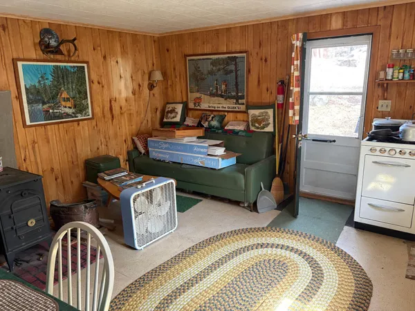 $1 | 4107 Frontage Road, Orr, MN 55771