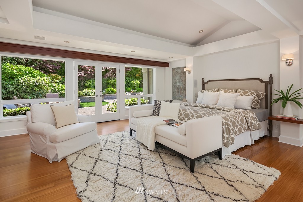 2607 Evergreen Point Road Medina, WA 98039 - Photo 13 of 23