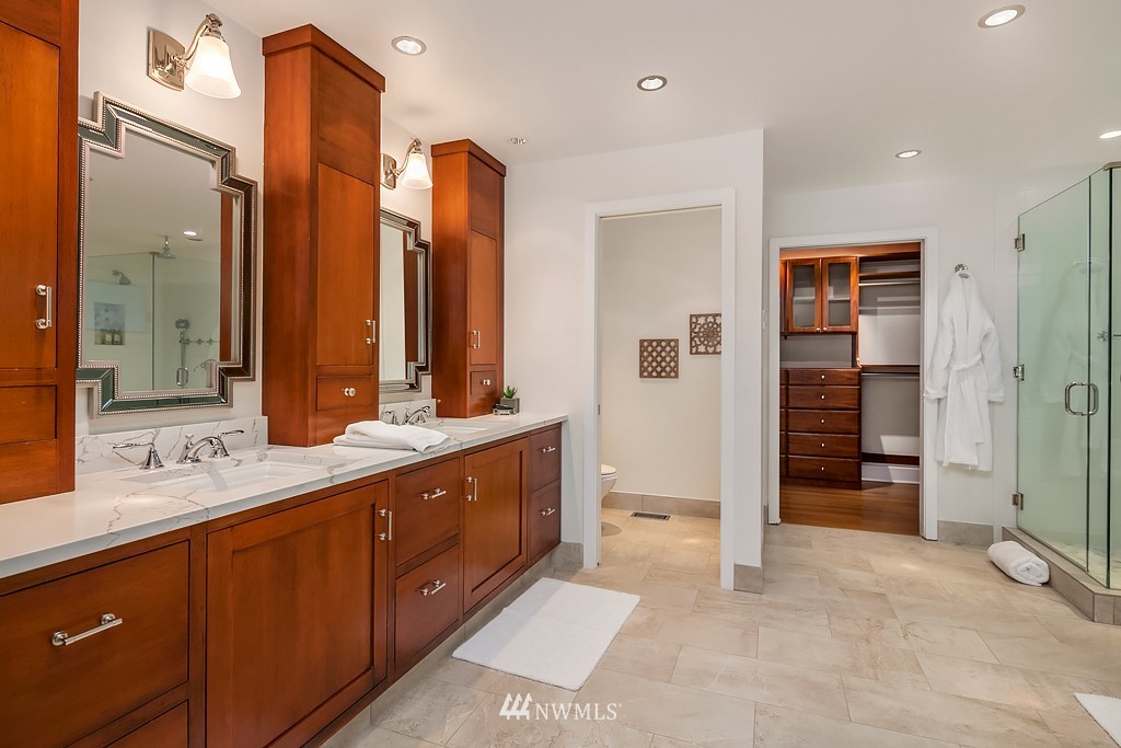 2607 Evergreen Point Road Medina, WA 98039 - Photo 14 of 23