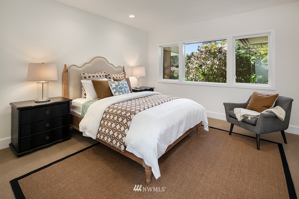 2607 Evergreen Point Road Medina, WA 98039 - Photo 18 of 23