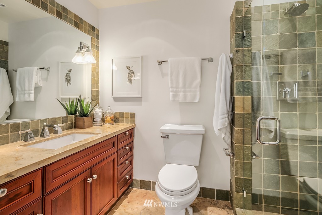 2607 Evergreen Point Road Medina, WA 98039 - Photo 19 of 23