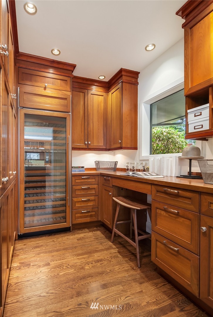 2607 Evergreen Point Road Medina, WA 98039 - Photo 9 of 23