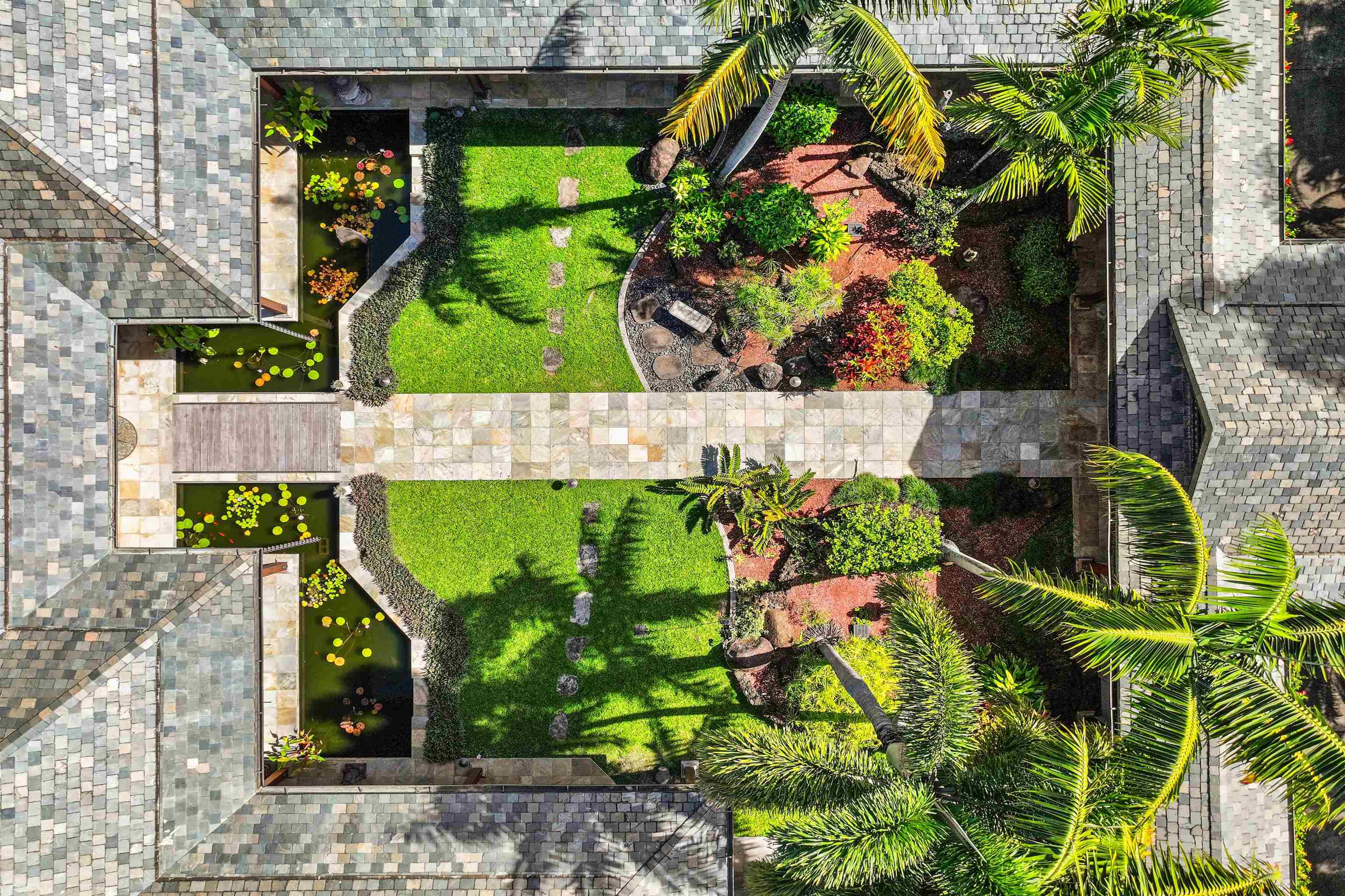 400 Mehana Road Haiku, HI 96708 - Photo 9 of 50 a view of a bird bath