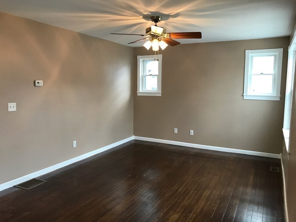 67 Littleton Street Springfield, MA 01104 - Photo 8 of 23 Gallery Image 8