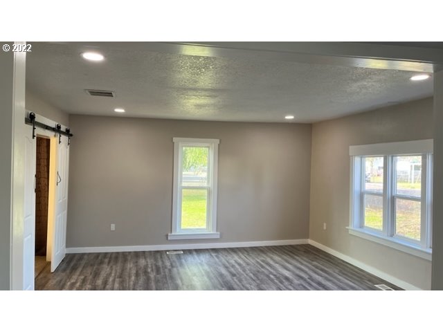 5958 Stayton Road Southeast Turner, OR 97392 - Photo 14 of 26 Gallery Image 14