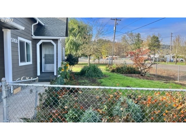 5958 Stayton Road Southeast Turner, OR 97392 - Photo 3 of 26 Gallery Image 3