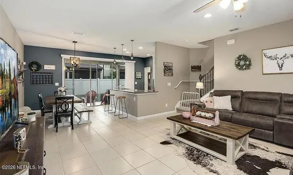 $2,150 | 7038 Buroak Court, Jacksonville, FL 32258