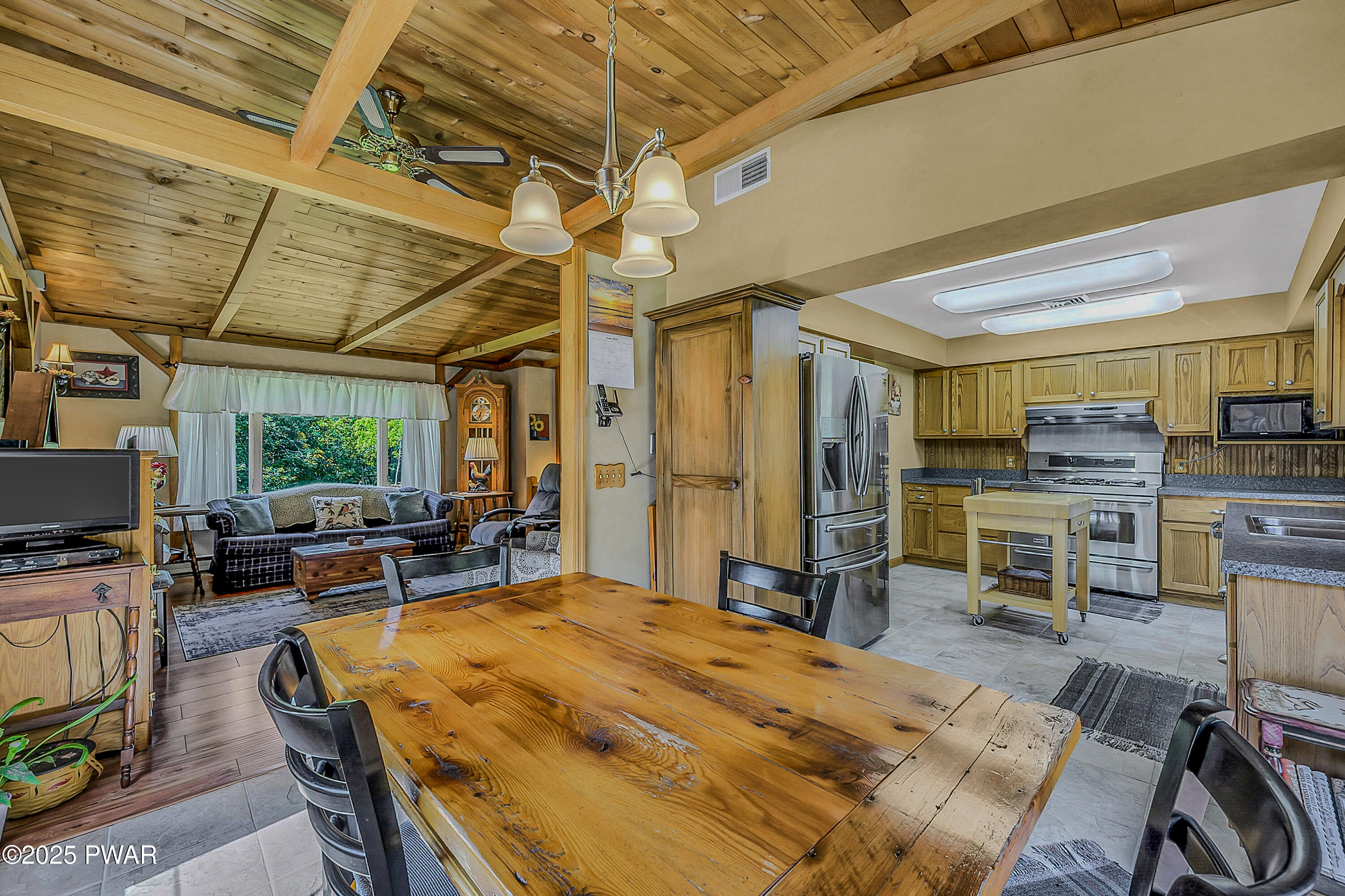 46 Kosinski Road Moscow, PA 18444 - Photo 6 of 91