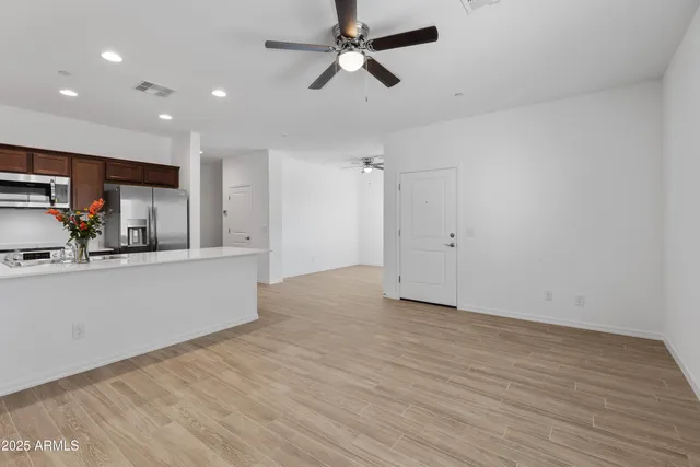 $2,450 | 15636 North 29th Street, Unit 1, Phoenix, AZ 85032