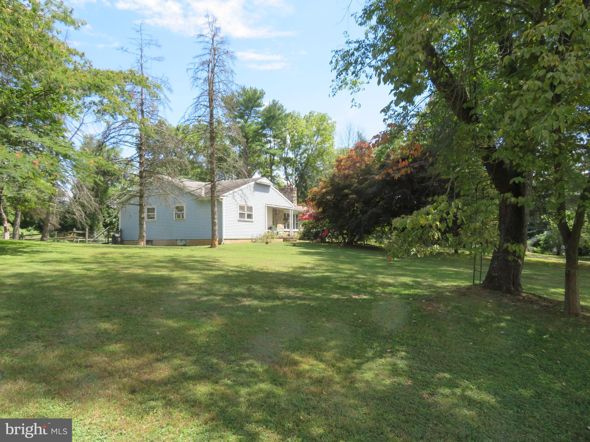 207 Merlin Road Phoenixville, PA 19460 - Photo 3 of 48 Gallery Image 3