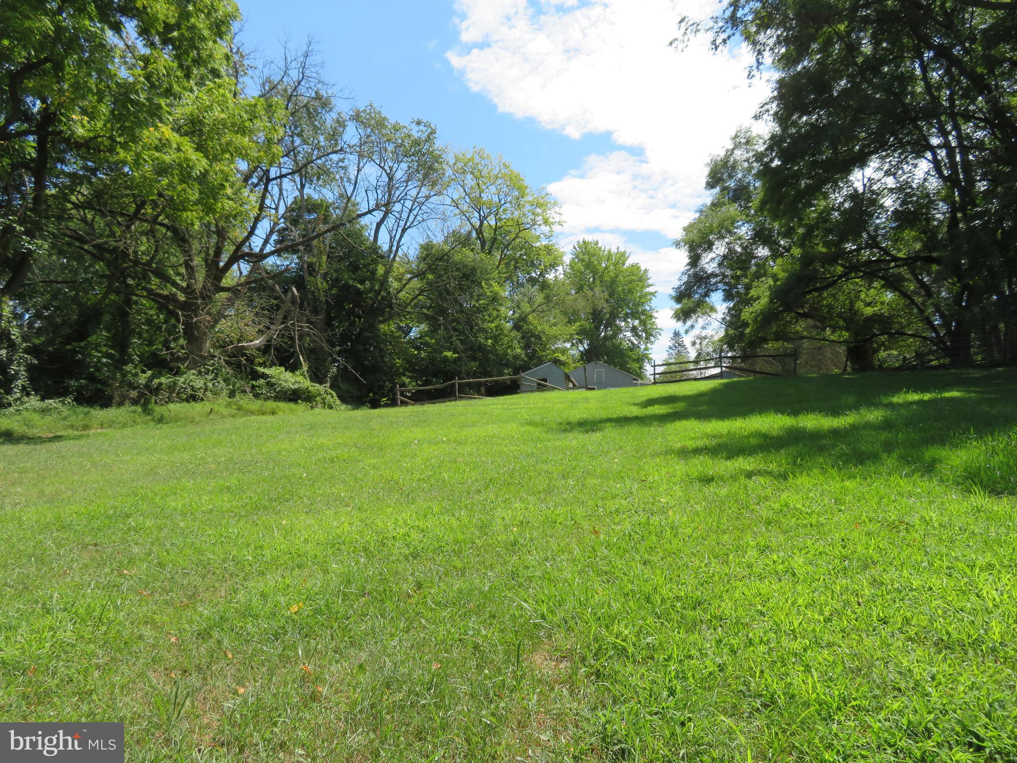 207 Merlin Road Phoenixville, PA 19460 - Photo 39 of 48 Gallery Image 39
