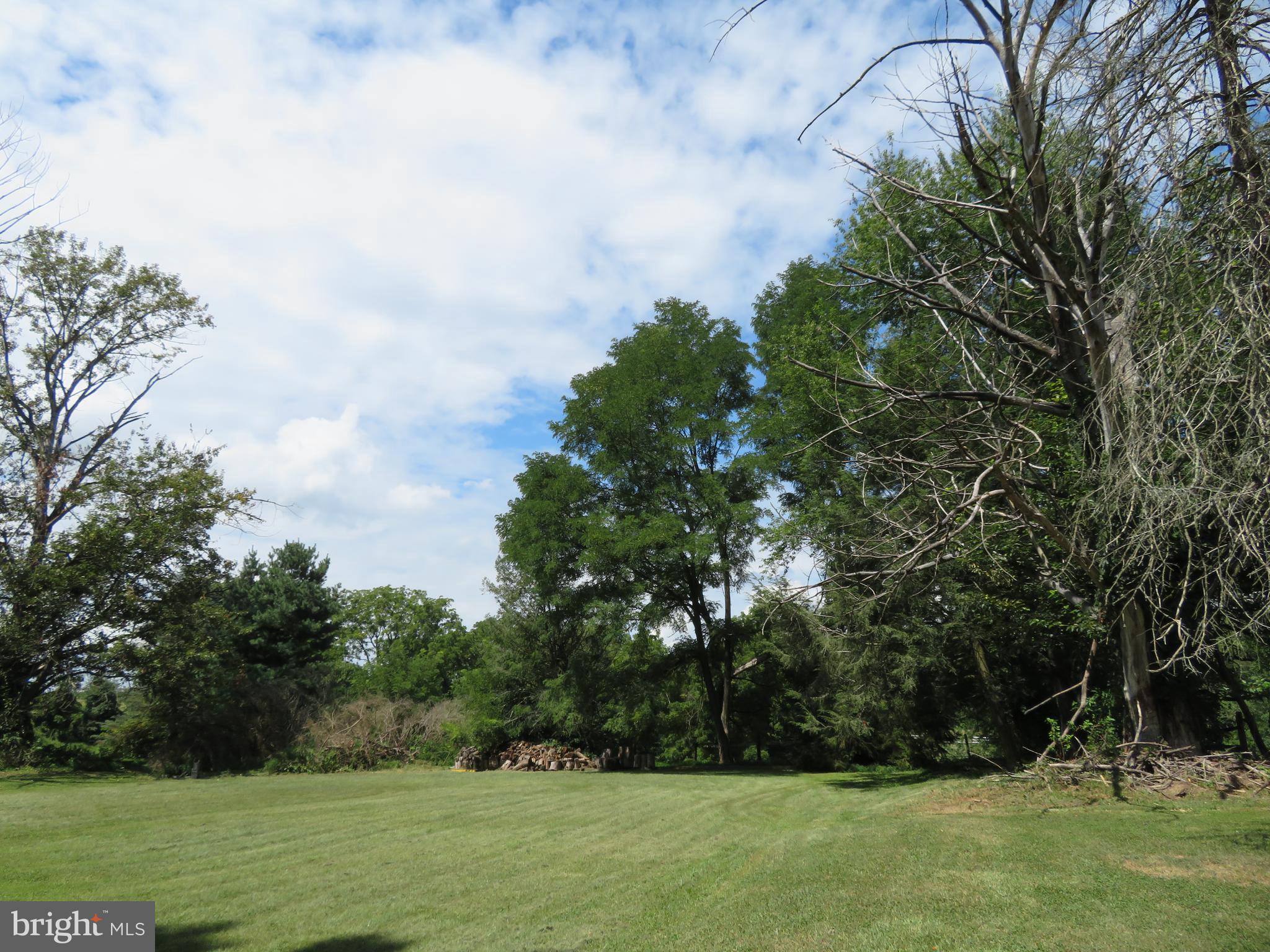 207 Merlin Road Phoenixville, PA 19460 - Photo 44 of 48 Gallery Image 44